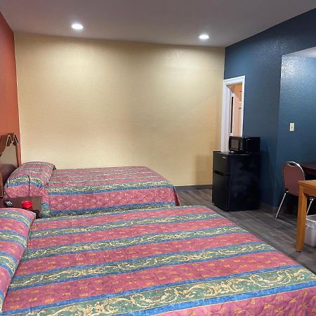 Kenwood Court Motel Вілсон Екстер'єр фото